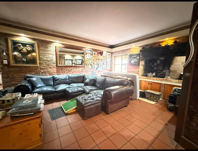 2 BEDROOM HOUSE FOR SALE IN DIE WINGERD